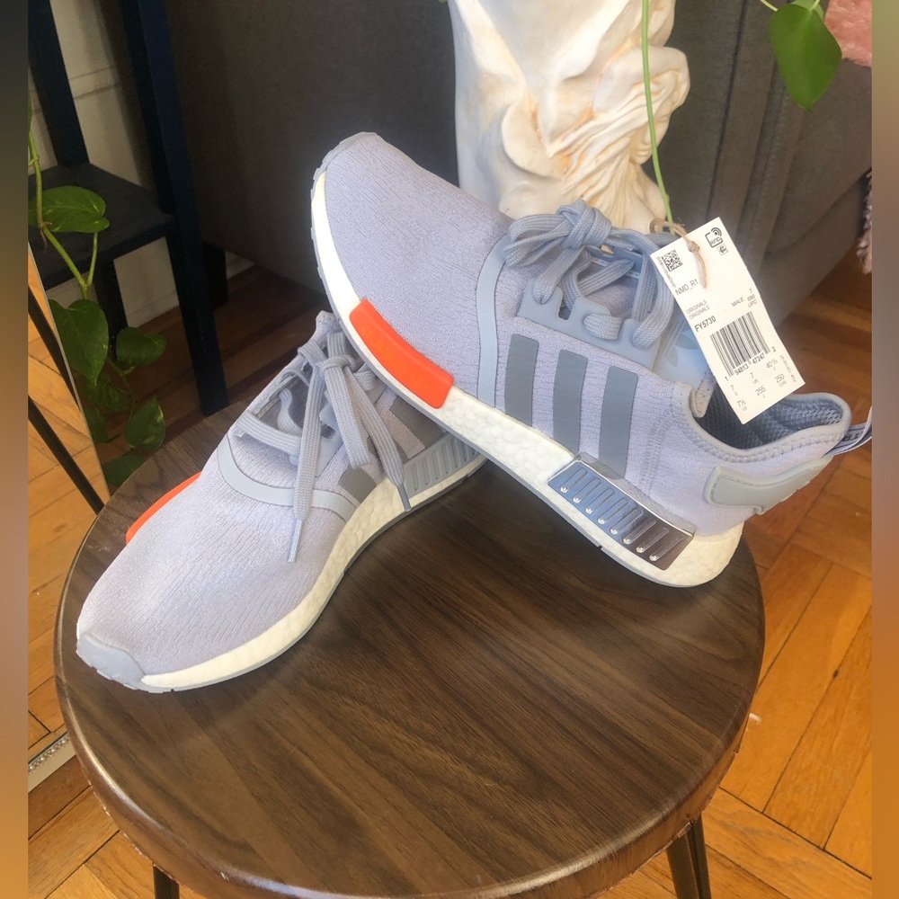 ADIDAS MEN NMD R1 RUNNING SNEAKERS 💥 - Picture 6 of 11
